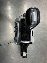 Load image into Gallery viewer, Floor Shifter Lincoln MKX 2014 - NW363218
