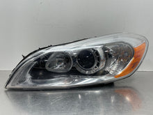 Load image into Gallery viewer, HEADLIGHT LAMP ASSEMBLY Volvo C70 V70 XC70 11 12 13 Left - NW555227
