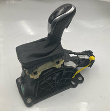Load image into Gallery viewer, Floor Shifter  VOLVO V60 2015 - NW363536
