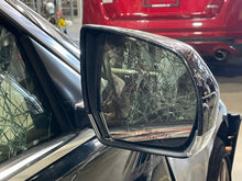 Load image into Gallery viewer, Side View Door Mirror Cadillac ATS 2015 - NW556422
