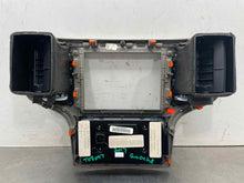 Load image into Gallery viewer, Temperature Controls  GRAND CHEROKEE 2017 - NW553360
