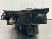 Load image into Gallery viewer, Temp Climate AC Heater Control Volvo V70 XC70 2004 04 - NW535336
