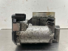 Load image into Gallery viewer, THROTTLE BODY S60 V70 S80 XC90 2001 01 02 03 04 05 06 - NW533384
