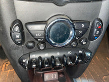 Load image into Gallery viewer, TEMPERATURE CONTROLS Cooper Clubman Countryman 11 12 13 14 - NW555183
