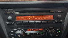 Load image into Gallery viewer, Radio BMW 323i 330i 325i 2006 06 Am Fm CD - NW363695
