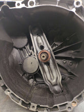 Load image into Gallery viewer, TRANSMISSION Clubman Cooper Countryman Paceman 2011-2016 FWD - NW557622
