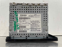 Load image into Gallery viewer, RADIO Volvo S60 V70 2001 01 2002 02 2003 03 04 05 AM/FM - NW534711
