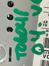 Load image into Gallery viewer, RADIO Volvo S60 V70 2001 01 2002 02 2003 03 04 05 AM/FM - NW534711
