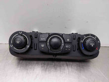 Load image into Gallery viewer, TEMPERATURE CONTROLS BMW Z4 2003 03 2004 04 2005 05 - NW364409
