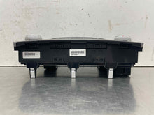 Load image into Gallery viewer, Temperature Controls Hyundai Santa Fe 2019 - NW555187
