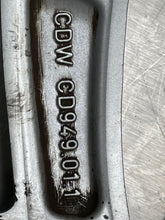 Load image into Gallery viewer, Wheel Rim  BMW Z4 2005 - NW364920
