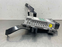 Load image into Gallery viewer, ECU ECM Computer Hyundai Santa Fe 2019 - NW554749
