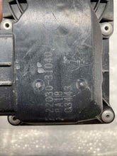 Load image into Gallery viewer, THROTTLE BODY GS350 IS350 GS450H 2006 06 2007 07 08 09 10 11 12 13 - NW178239
