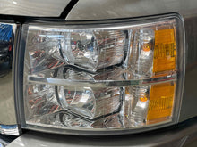Load image into Gallery viewer, [INVENTORYCAR_YEAR_MAKE_MODEL] HEADLIGHT LAMP ASSEMBLY Left - NW564229
