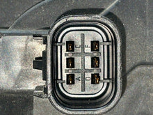 Load image into Gallery viewer, THROTTLE BODY Escaldes Silverado Tahoe Hummer Sierra 2500 Pickup 2009 09 10 11 - NW564146
