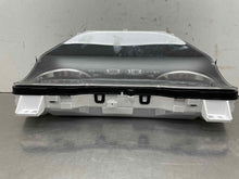 Load image into Gallery viewer, Speedometer Cluster  SILVERADO 1500 PICKUP 2021 - NW536927
