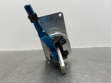Load image into Gallery viewer, Floor Shifter Ford Mustang 2000 - NW565862
