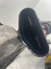 Load image into Gallery viewer, Steering Gear Rack  SILVERADO 1500 PICKUP 2021 - NW537064

