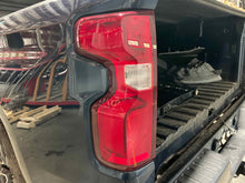 Load image into Gallery viewer, Tail Lamp Light  SILVERADO 1500 PICKUP 2021 - NW537071
