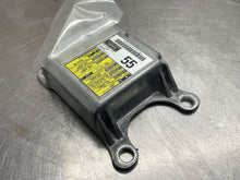 Load image into Gallery viewer, AIR BAG CONTROL MODULE COMPUTER Toyota Venza 2009 09 2010 10 - NW364040
