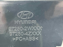 Load image into Gallery viewer, FRONT TEMPERATURE CONTROLS Hyundai Santa Fe 13 14 15 16 - NW536770
