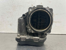 Load image into Gallery viewer, THROTTLE BODY 550i 550i Gt 650i 750 HYBRID 750i 750il Active 7 08-15 - NW577024
