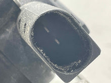 Load image into Gallery viewer, SUSPENSION AIR COMPRESSOR PUMP Vanden Pl XJ XJ8 XJ8L XJL XJR 04-09 - NW537236
