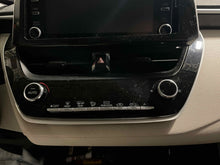 Load image into Gallery viewer, Temperature Controls Toyota Corolla 2020 - NW537582
