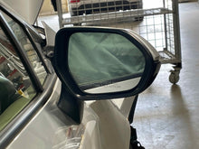 Load image into Gallery viewer, SIDE VIEW DOOR MIRROR - NW537359
