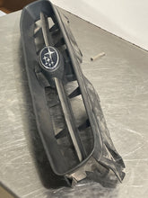 Load image into Gallery viewer, Grille Subaru Impreza 2005 - NW363021
