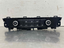 Load image into Gallery viewer, Temperature Controls Buick Regal 2018 - NW538462
