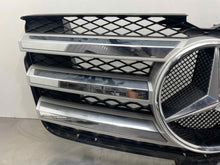 Load image into Gallery viewer, Grille  MERCEDES GL-CLASS 2012 - NW538600

