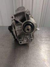 Load image into Gallery viewer, TRANSFER CASE TT CC Golf Golf GTI 08 09 10 11 12 13 14 15 - NW593958
