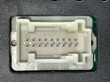 Load image into Gallery viewer, Speedometer Cluster  MERCEDES C-CLASS 2005 - NW539556
