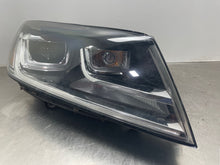 Load image into Gallery viewer, Headlight Lamp Assembly Volkswagen Touareg 2016 - NW365626
