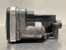 Load image into Gallery viewer, THROTTLE BODY BMW 540 740 X5 Z8 1999 99 00 01 02 03 - NW503353
