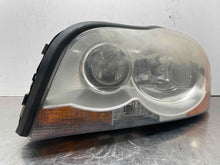 Load image into Gallery viewer, HEADLIGHT LAMP ASSEMBLY Volvo XC90 03 04 05 06 07 08 09 Right - NW539962
