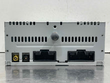 Load image into Gallery viewer, RADIO Ford Explorer 2016 16  AM FM CD - NW539978
