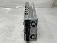 Load image into Gallery viewer, Radio  BMW 545I 2004 - NW7390

