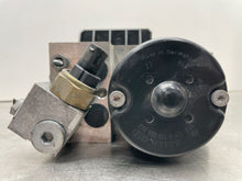 Load image into Gallery viewer, ABS PUMP Mercedes CL500 S430 S500 2000 00 2001 01 - NW366228
