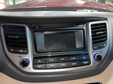 Load image into Gallery viewer, RADIO Hyundai Tucson 2016 16 2017 17 - NW540564
