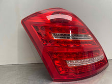 Load image into Gallery viewer, [INVENTORYCAR_YEAR_MAKE_MODEL] TAIL LIGHT LAMP ASSEMBLY Left - NW540990
