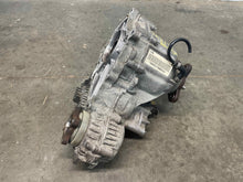 Load image into Gallery viewer, TRANSFER CASE BMW 530xi 528xi 328xi 332xi 2006 06 2007 07 2008 08 09 2010 10 - NW541149
