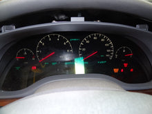 Load image into Gallery viewer, Speedometer Cluster Cadillac Seville 2000 - NW159301
