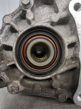 Load image into Gallery viewer, TRANSFER CASE Q50 Q60 2014 14 2015 15 2016 16 2017 17 2018 18 - NW541052
