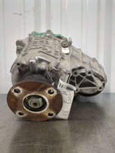 Load image into Gallery viewer, TRANSFER CASE Q50 Q60 2014 14 2015 15 2016 16 2017 17 2018 18 - NW541052
