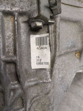 Load image into Gallery viewer, TRANSFER CASE Q50 Q60 2014 14 2015 15 2016 16 2017 17 2018 18 - NW541052
