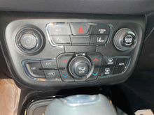 Load image into Gallery viewer, Temperature Controls Jeep Compass 2021 - NW541431
