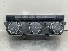 Load image into Gallery viewer, TEMPERATURE CONTROLS Volkswagen Golf 2015 15 2016 16 2017 17 - NW541895
