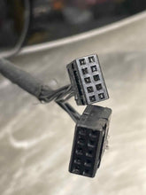 Load image into Gallery viewer, SIDE VIEW DOOR MIRROR E300 E350 E400 E550 E63 11 12 13 Right - NW367210
